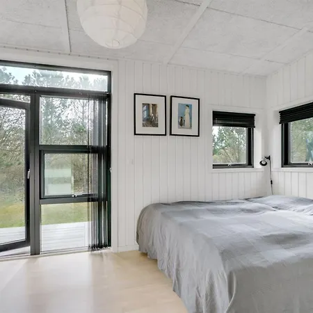 Joachim - 200m From The Sea By Interhome